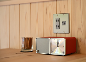 アナログクロックとBluetoothRスピーカー