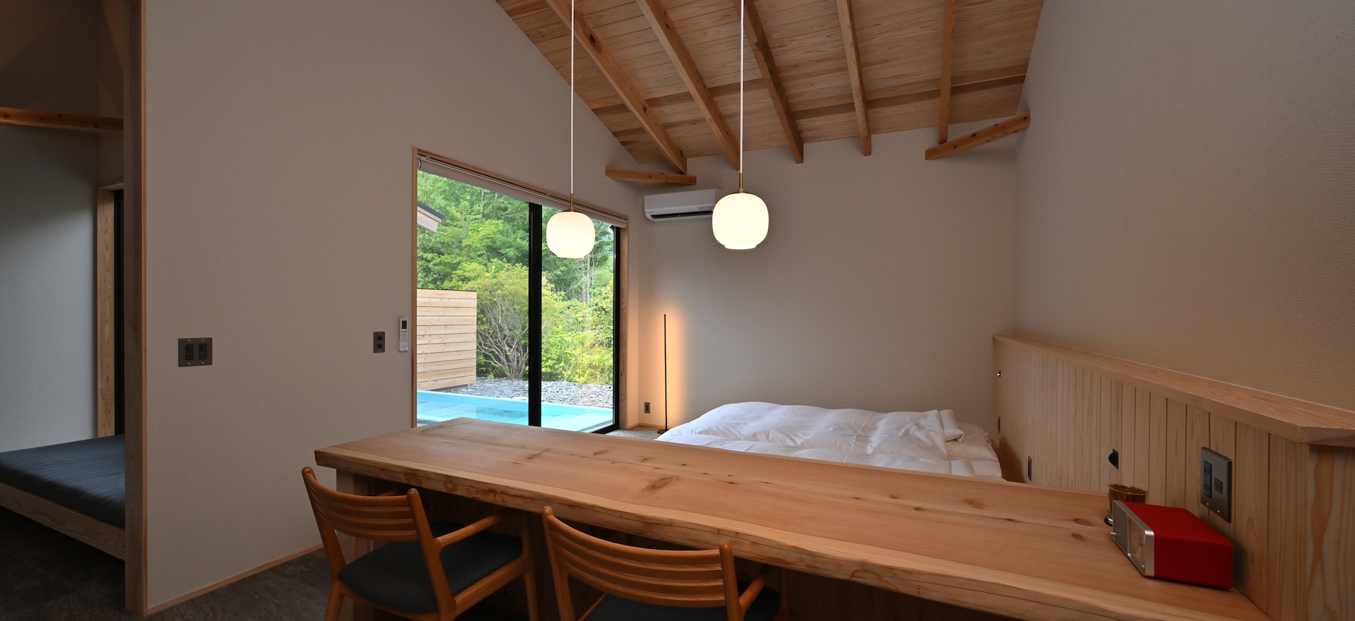 Guest room